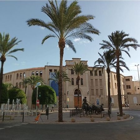 Estudio B Cerca De La Plaza De Toros Alicante Ngoại thất bức ảnh
