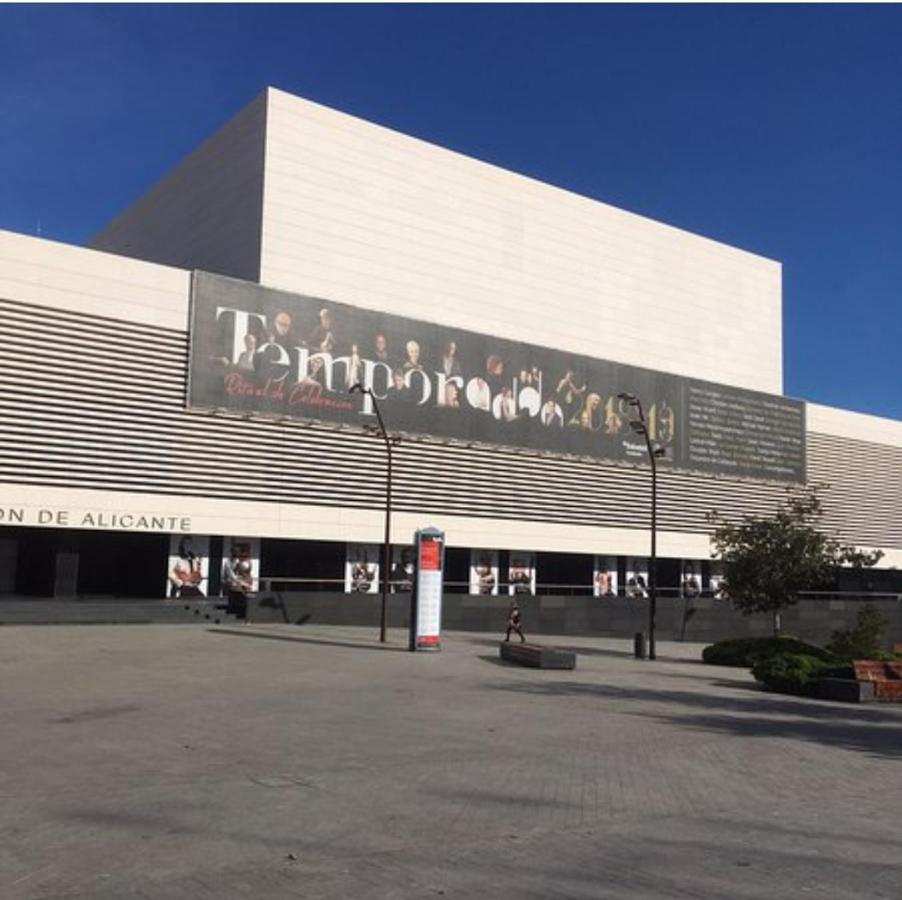 Estudio B Cerca De La Plaza De Toros Alicante Ngoại thất bức ảnh
